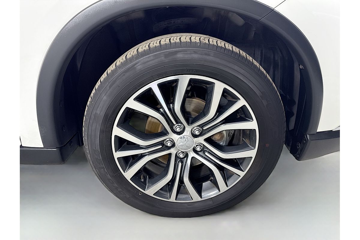 2016 Mitsubishi Outlander OUTLANDER LS (4x2) ZK MY16