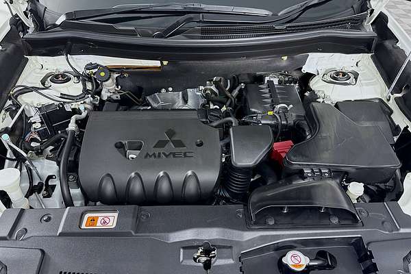 2016 Mitsubishi Outlander OUTLANDER LS (4x2) ZK MY16