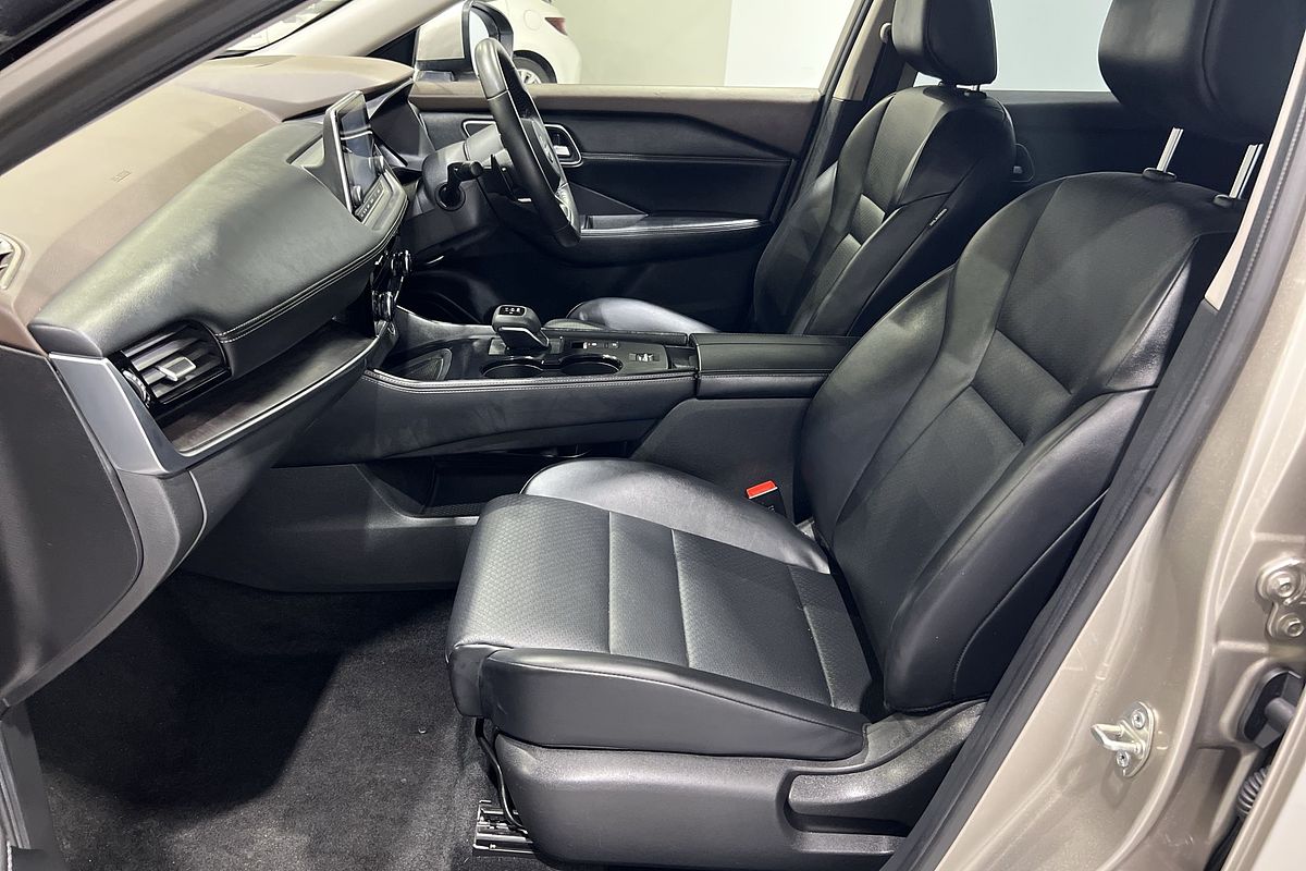 2023 Nissan X-TRAIL ST-L T33