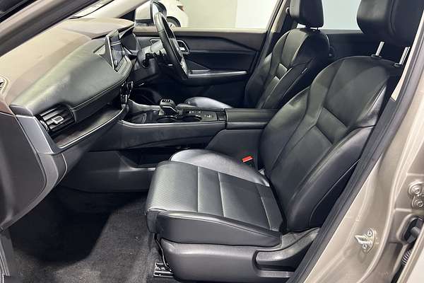 2023 Nissan X-TRAIL ST-L T33