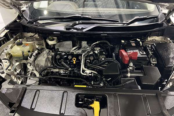 2023 Nissan X-TRAIL ST-L T33