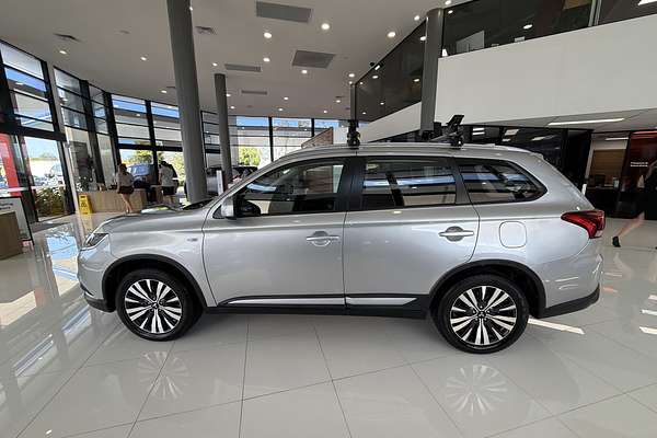 2019 Mitsubishi Outlander ES ZL