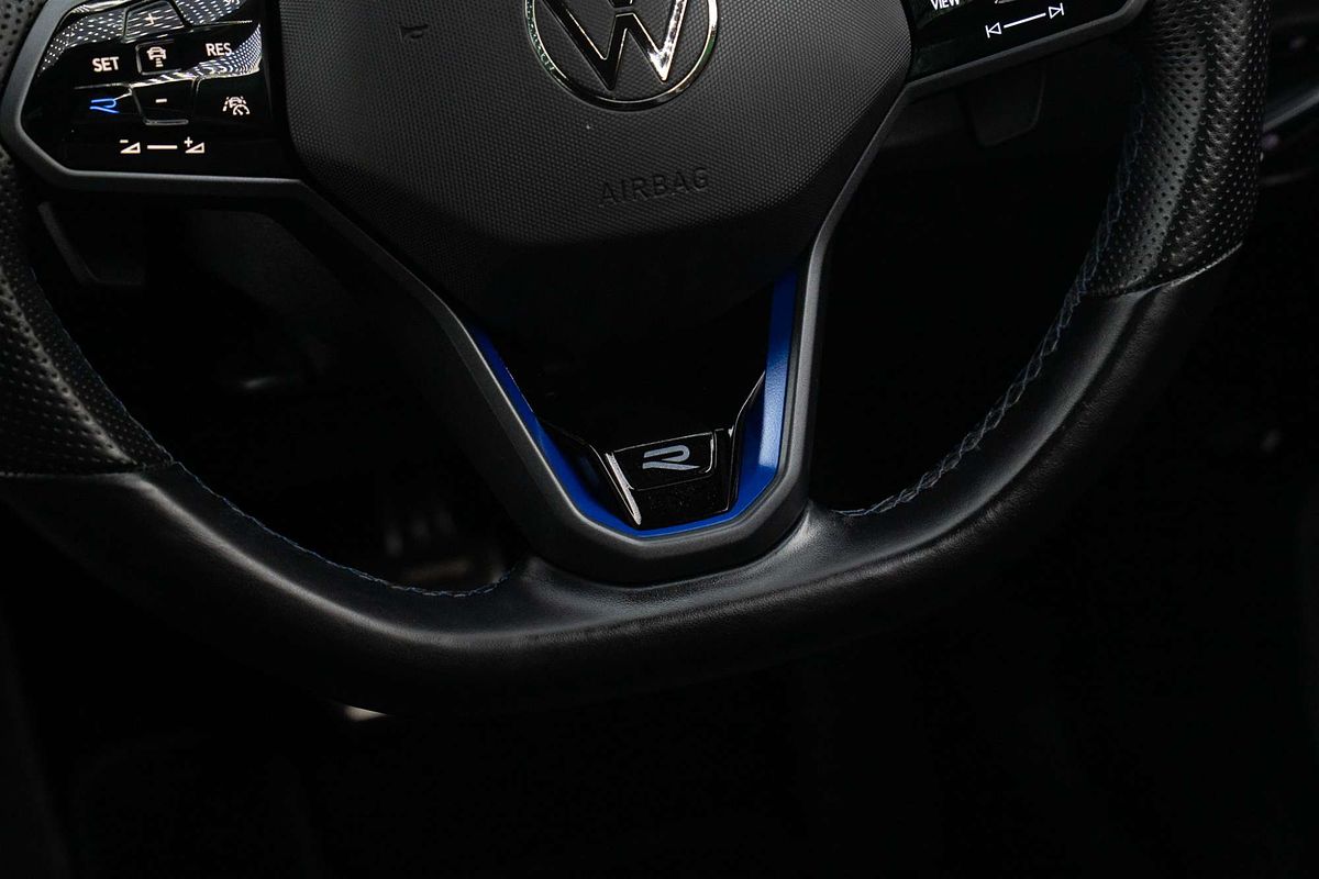 2023 Volkswagen T-Roc R D11