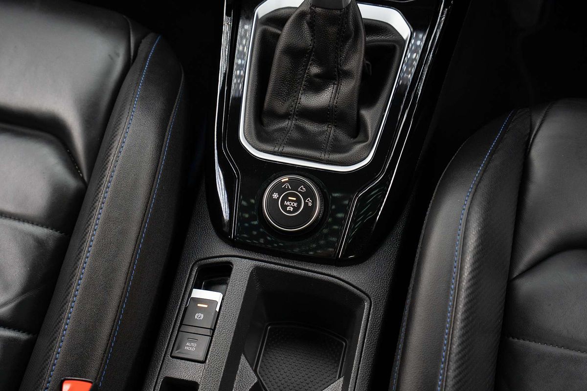 2023 Volkswagen T-Roc R D11