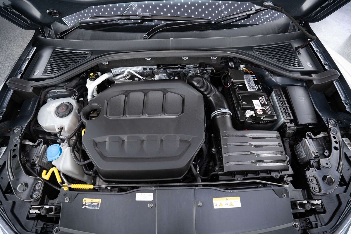 2023 Volkswagen T-Roc R D11