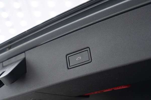 2023 Volkswagen T-Roc R D11