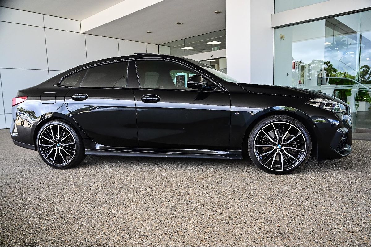 2022 BMW 2 Series 220i M Sport F44