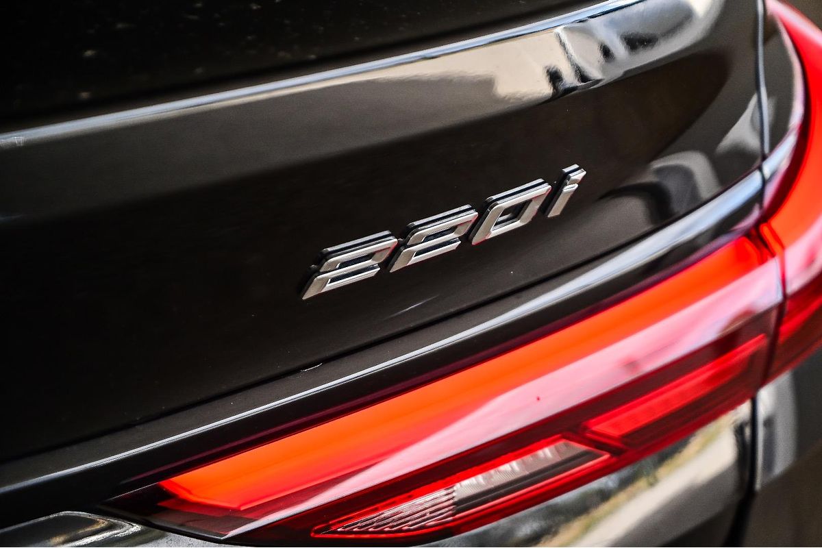 2022 BMW 2 Series 220i M Sport F44