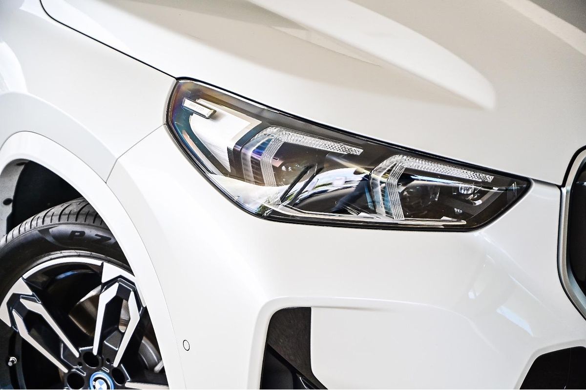 2024 BMW iX1 xDrive30 M Sport U11