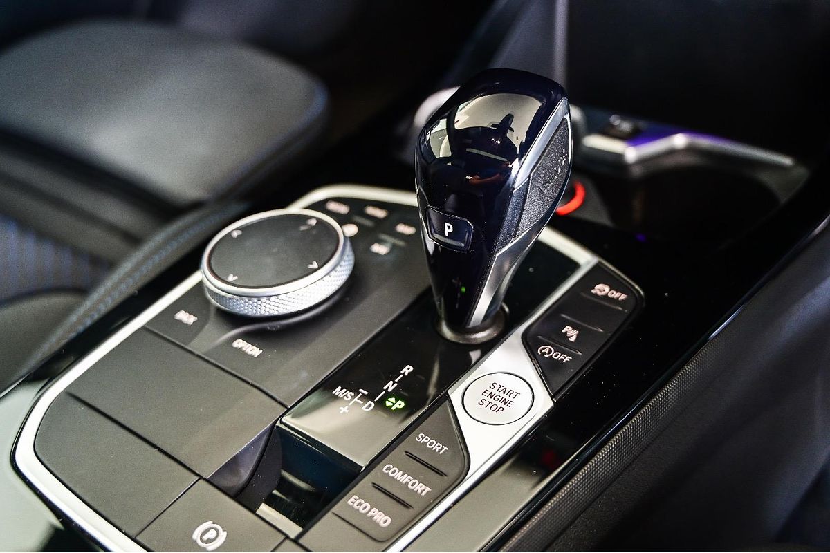 2022 BMW 2 Series 220i M Sport F44