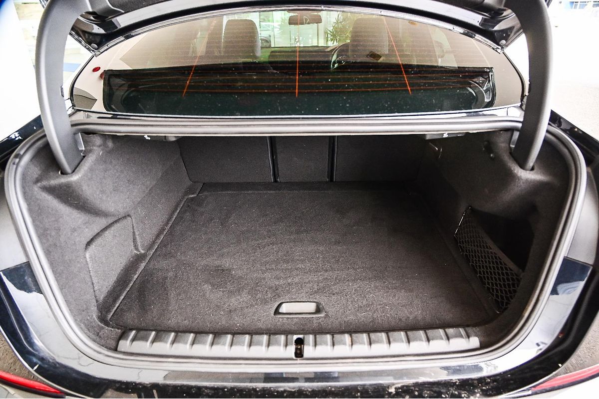 2022 BMW 2 Series 220i M Sport F44