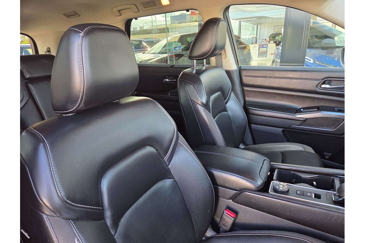 2023 Nissan Pathfinder Ti R53