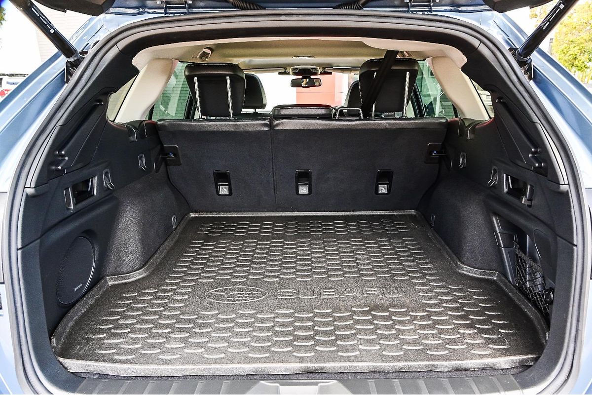 2023 Subaru Outback AWD Touring 6GEN