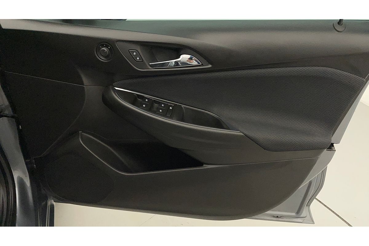 2018 Holden Astra LT BL