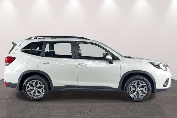 2023 Subaru Forester 2.5i 50 Years Edition S5