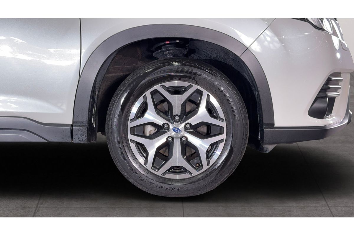 2023 Subaru Forester 2.5i 50 Years Edition S5