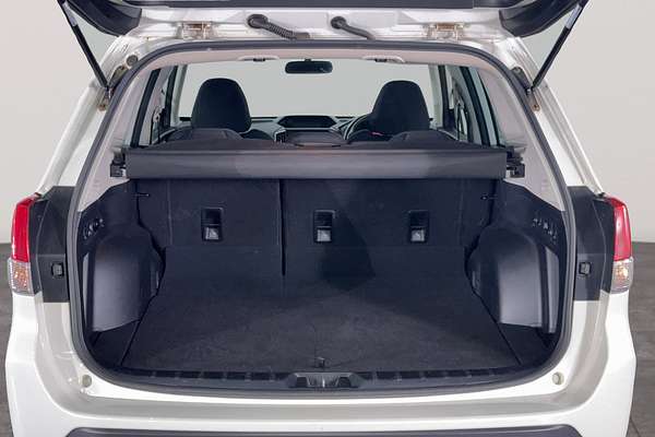 2023 Subaru Forester 2.5i 50 Years Edition S5