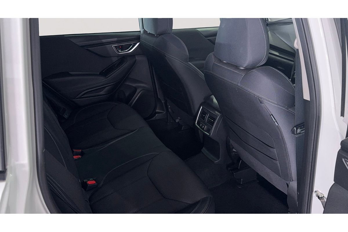 2023 Subaru Forester 2.5i 50 Years Edition S5