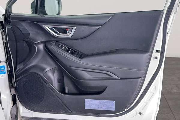 2023 Subaru Forester 2.5i 50 Years Edition S5