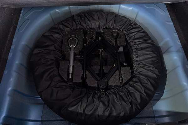 2023 MG ZS Excite AZS1