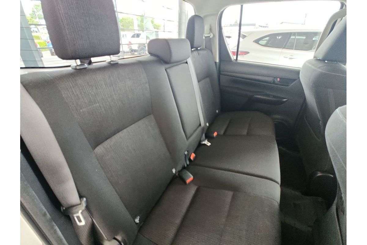 2021 Toyota Hilux SR GUN126R 4X4