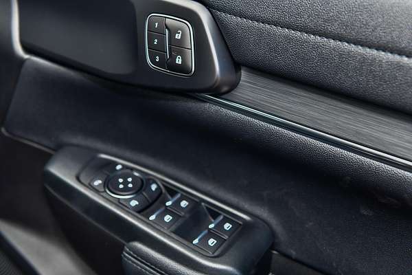 2025 Ford Everest Sport Bi-Turbo 2.0L