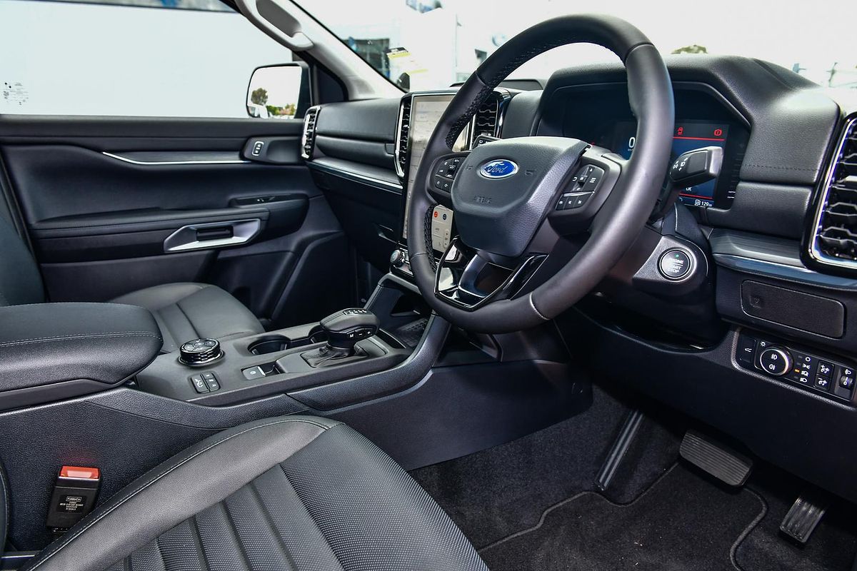 2025 Ford Everest Sport Bi-Turbo 2.0L