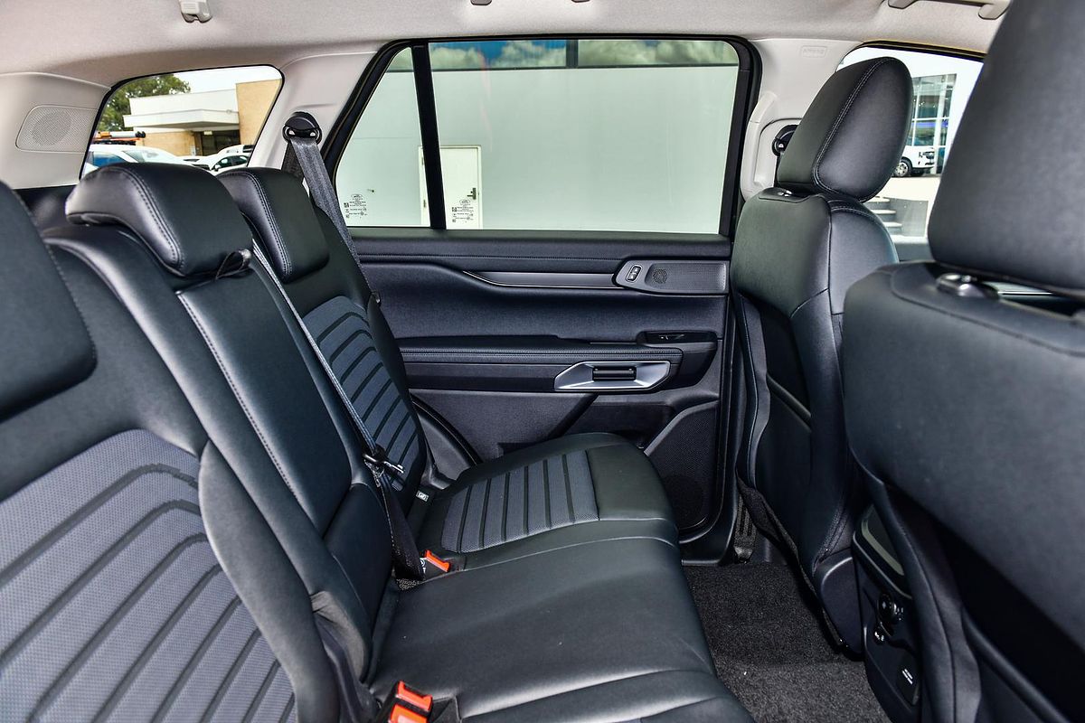 2025 Ford Everest Sport Bi-Turbo 2.0L