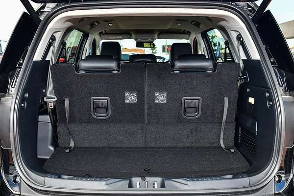 2025 Ford Everest Sport Bi-Turbo 2.0L