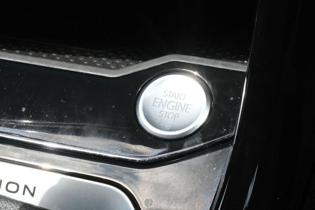 2022 Volkswagen T-Roc R D11