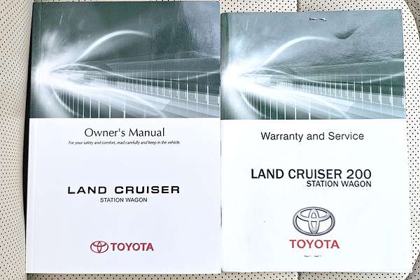 2016 Toyota Landcruiser Sahara VDJ200R