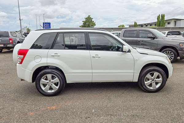 2011 Suzuki Grand Vitara JB