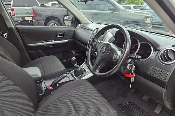 2011 Suzuki Grand Vitara JB