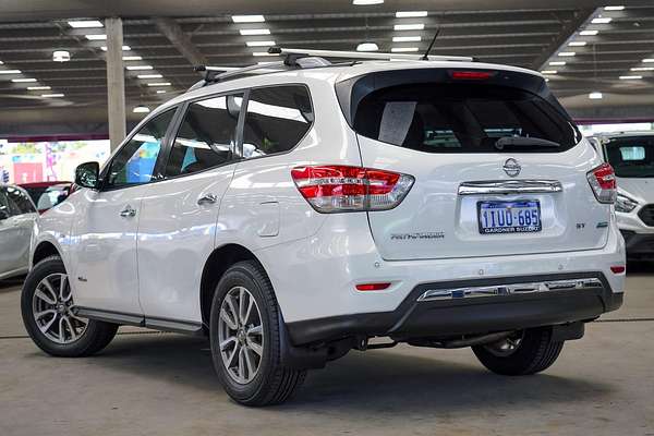 2014 Nissan Pathfinder ST R52