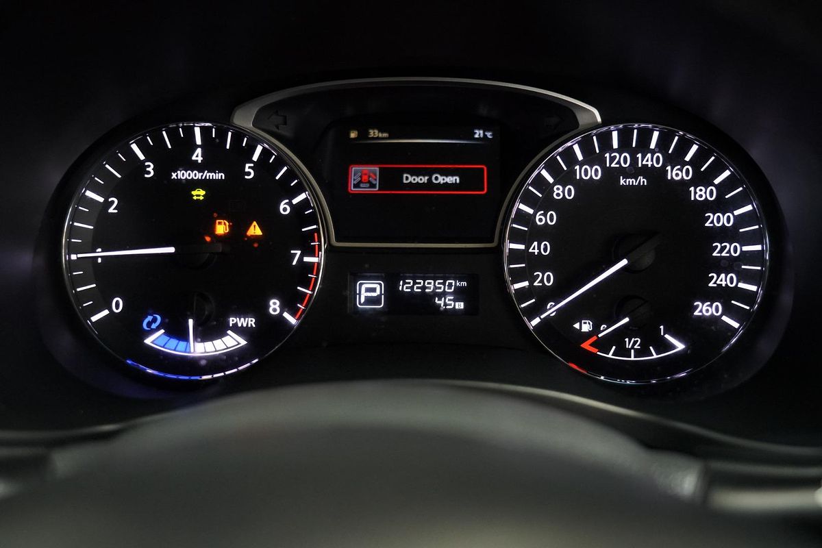 2014 Nissan Pathfinder ST R52