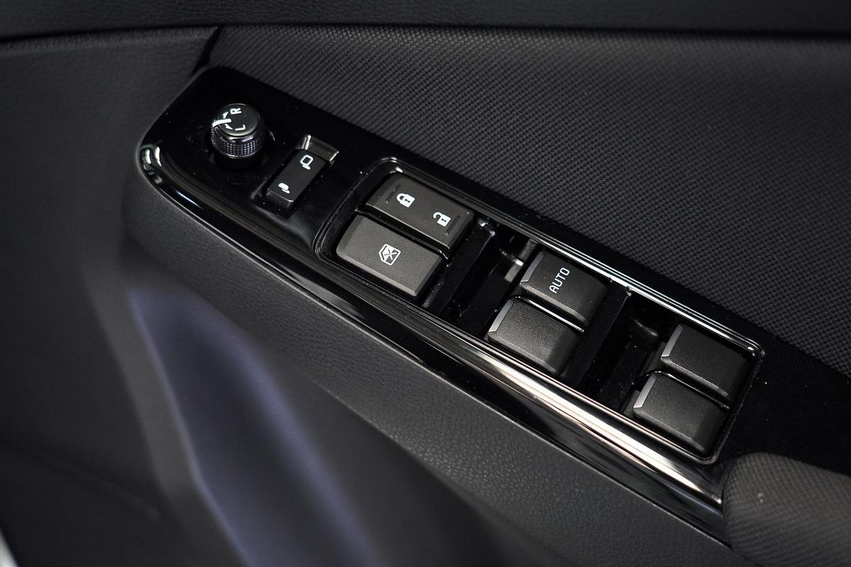 2024 Isuzu MU-X LS-U