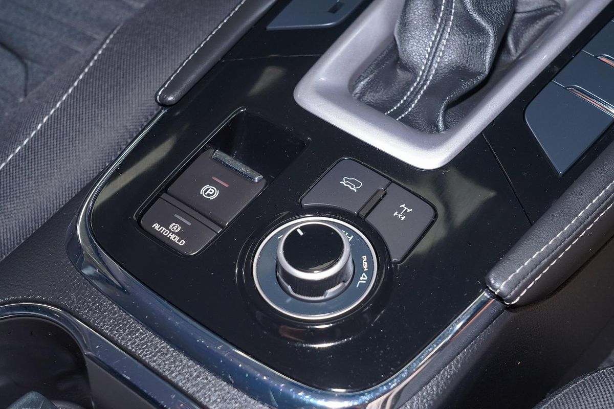 2024 Isuzu MU-X LS-U