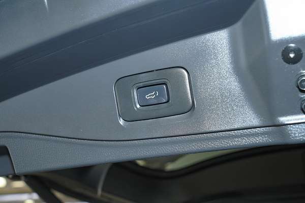 2024 Isuzu MU-X LS-U