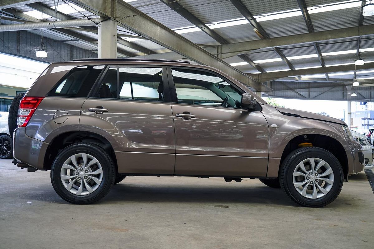 2013 Suzuki Grand Vitara Sport JB