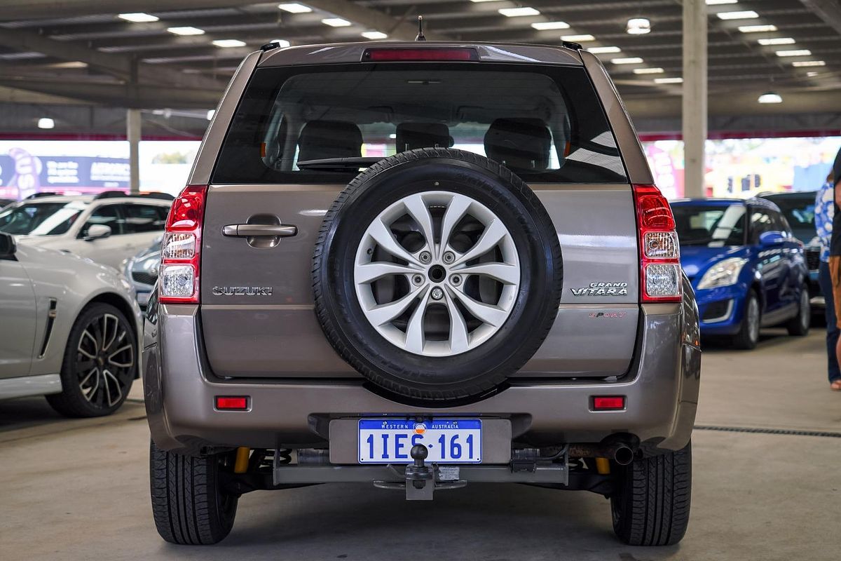 2013 Suzuki Grand Vitara Sport JB