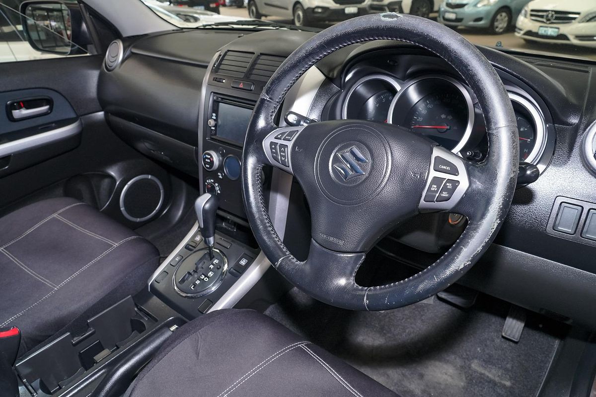 2013 Suzuki Grand Vitara Sport JB