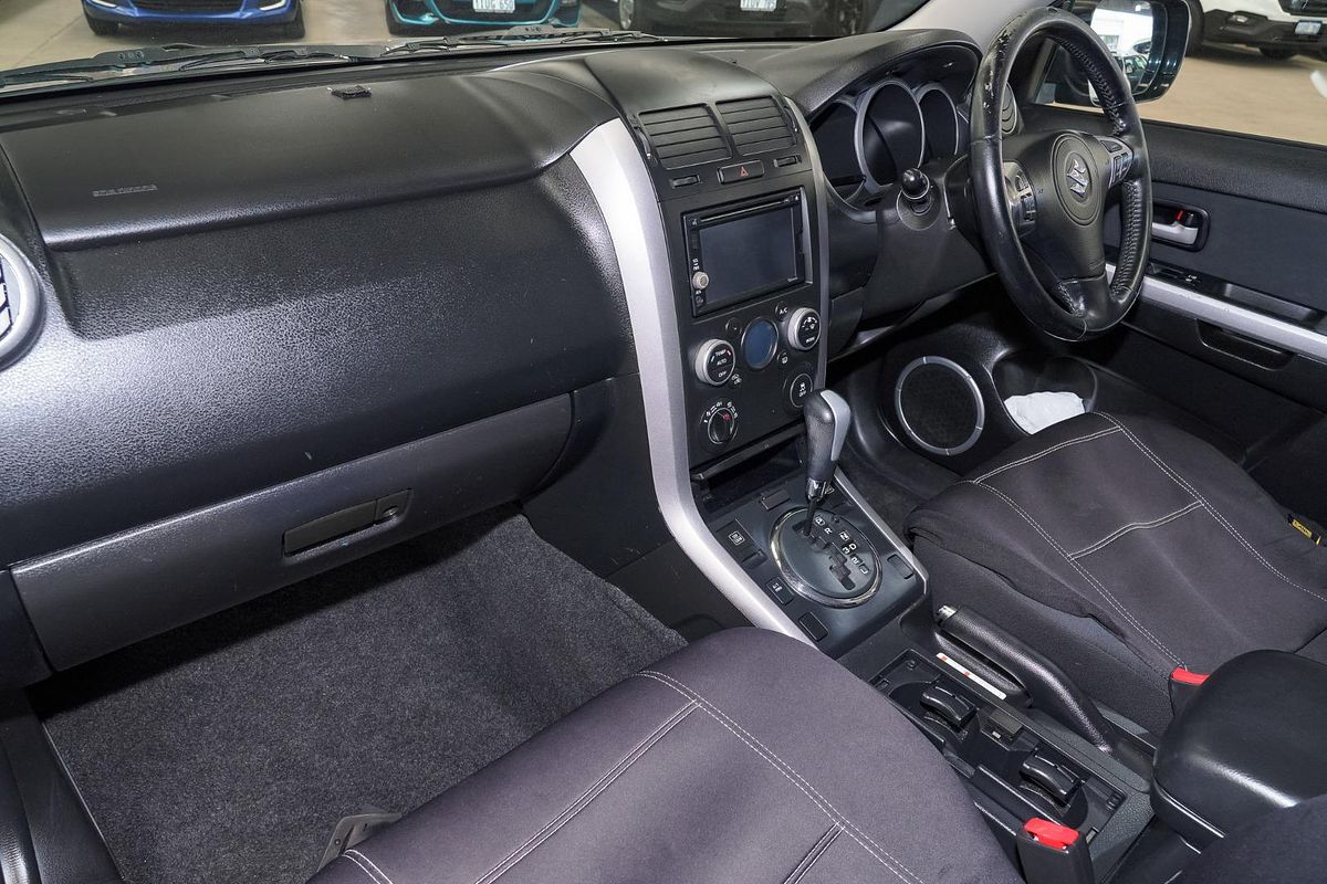 2013 Suzuki Grand Vitara Sport JB