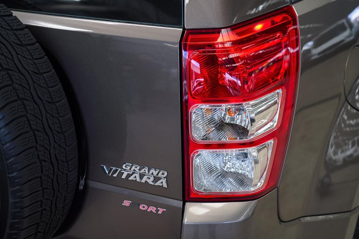 2013 Suzuki Grand Vitara Sport JB