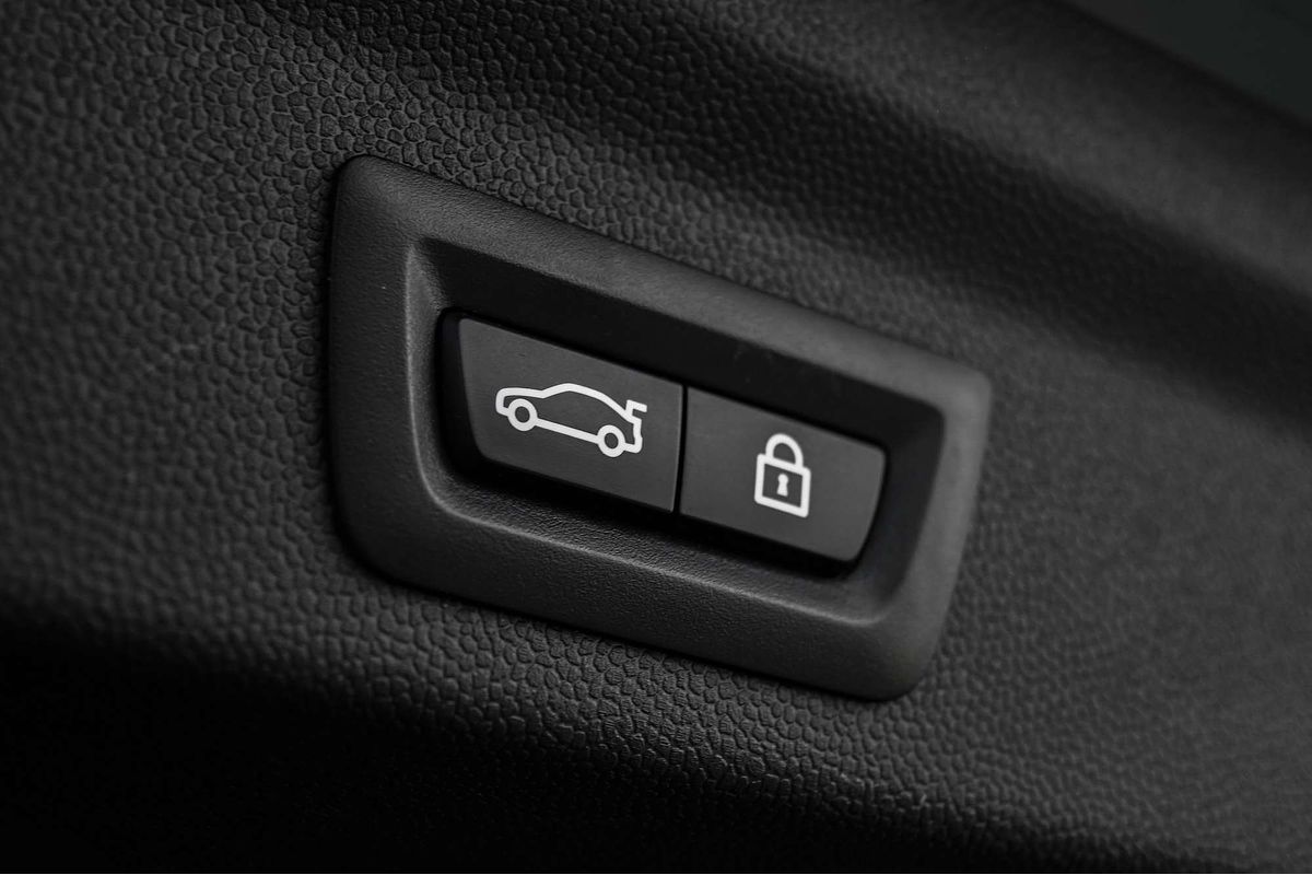 2022 MINI Countryman COOPER SE ALL4 MINI YOURS (HB) F60