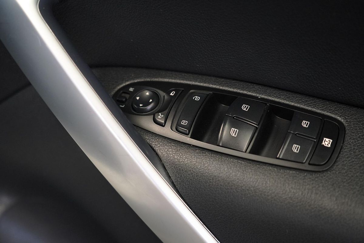 2020 Mercedes-Benz X-Class X250d Power 470 4X4