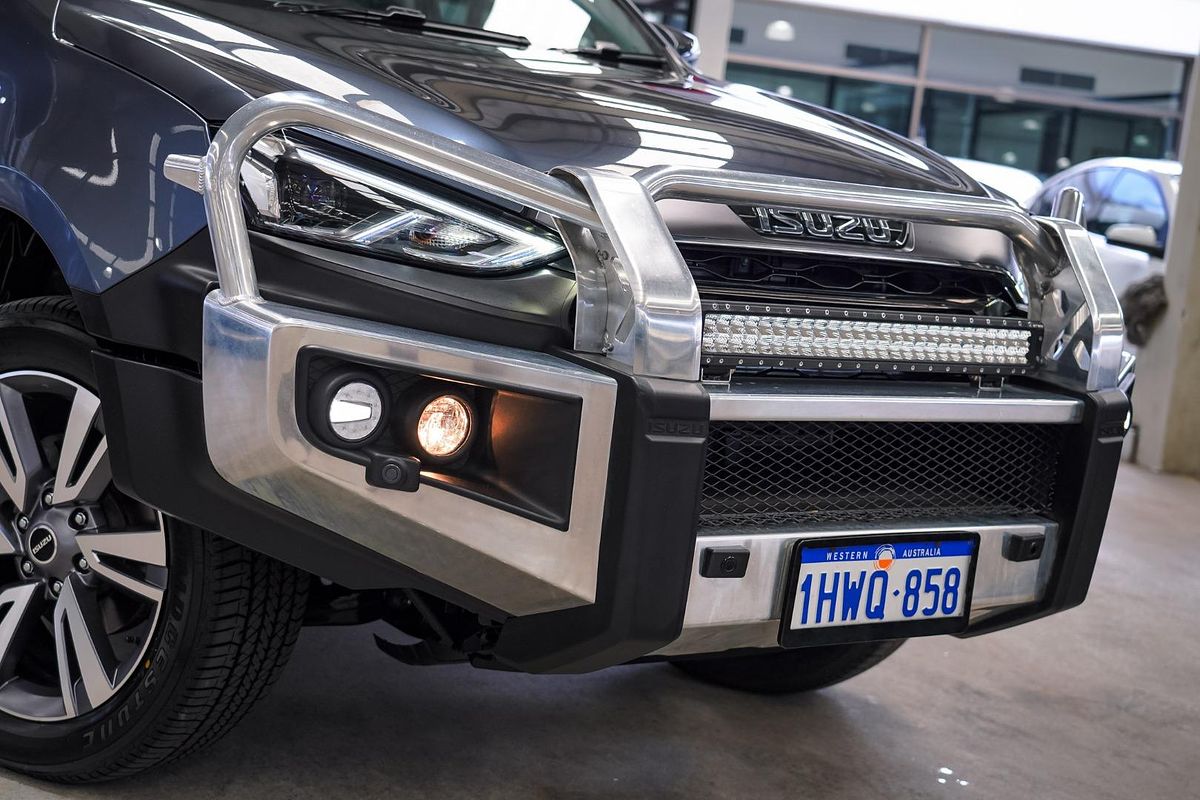 2023 Isuzu MU-X LS-T