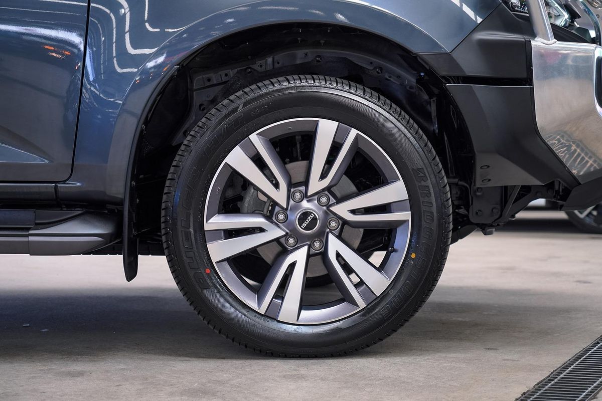 2023 Isuzu MU-X LS-T