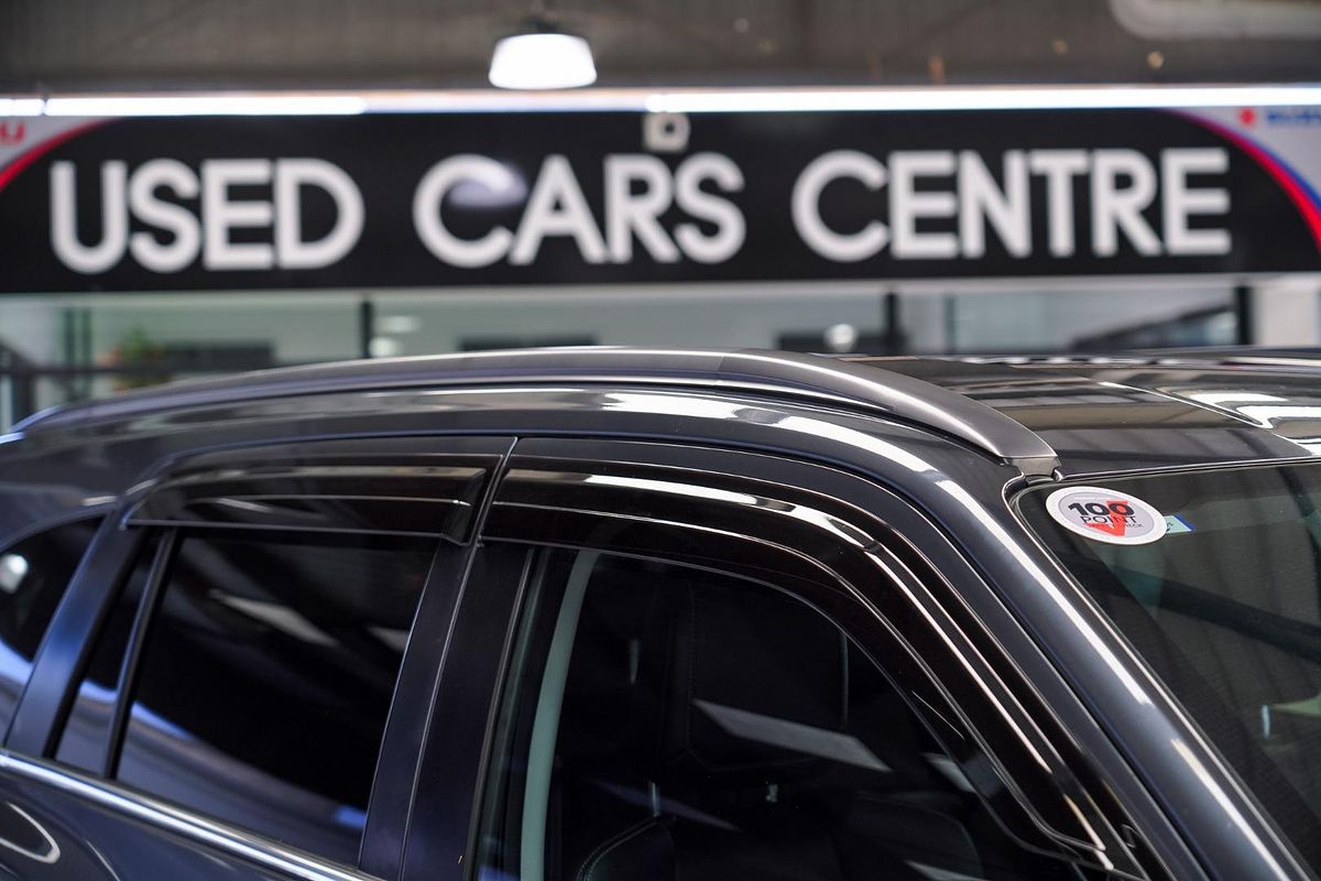 2023 Isuzu MU-X LS-T