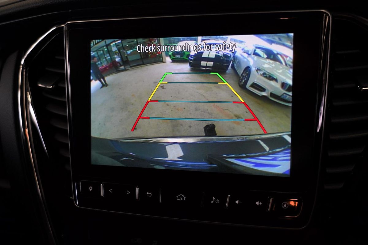 2023 Isuzu MU-X LS-T