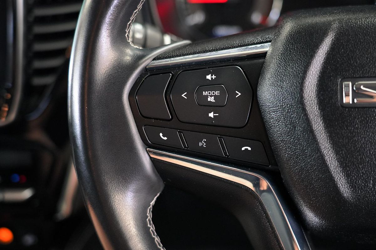 2023 Isuzu MU-X LS-T